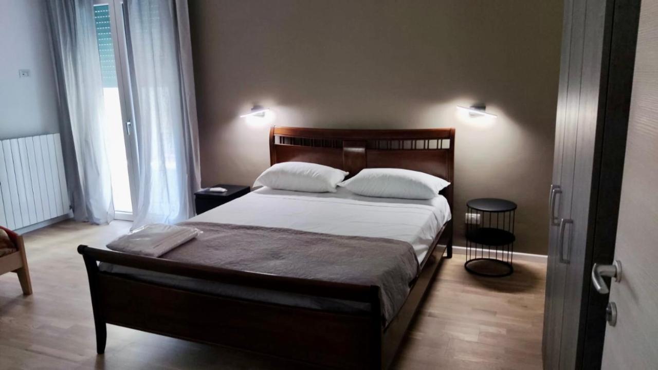 Bed and breakfast Dimora Rudiae Lecce Extérieur photo