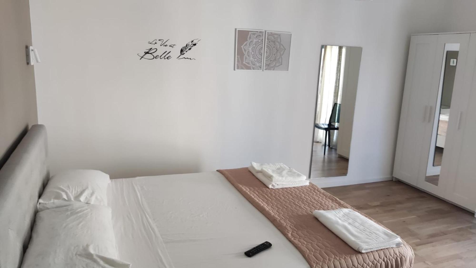 Bed and breakfast Dimora Rudiae Lecce Extérieur photo